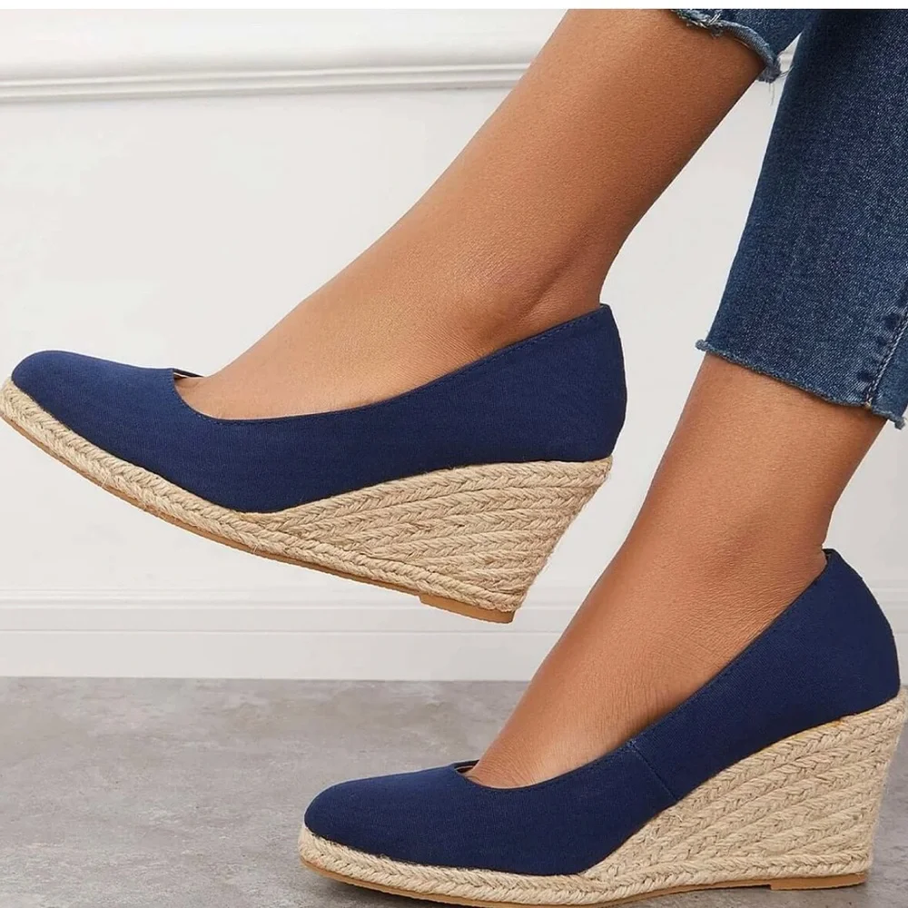 Neiman Marcus Espadrilles Slip On Wedge shoes navy blue canvas size 39 Nautical